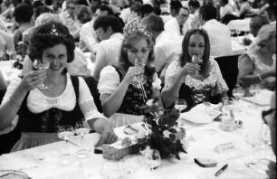 Freiburg: Kongresssaal; Große badische Weinprobe