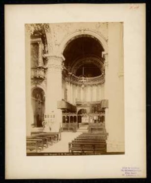 Santa Maria Maggiore, Bergamo: Innenansicht, Blick in den Chor