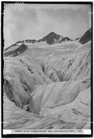 Stubaier Alpen. Stubaier Wildspitze (3342 Meter) vom Schaufelferner