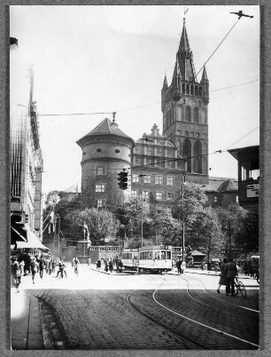 Vorm Schloss in Königsberg