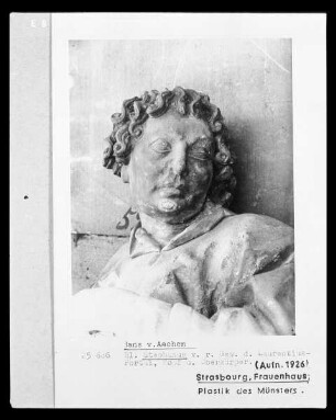 Laurentiusportal (Nordportal) — Statue
