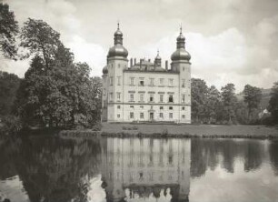 Hohenelbe, Schloss : Hohenelbe (Vrchlabí/Tschechische Republik). Schloß (Baubeginn 1546). Parkseite