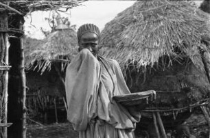 Frau aus Salale (Äthiopienreise 1937/1938 - 7. Flugreise nach Dembi Dolo und Ausflüge ins Umland)