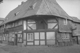 Goslar: Ecke eines Fachwerkhauses