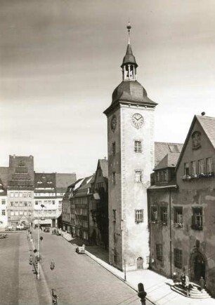 Obermarkt mit Rathaus : Freiberg (Sachsen), Obermarkt, Rathaus an der Ostseite und Teil der Nordseite