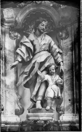 Gerlachsheim Pfarrkirche Seitenaltar Ostseite - Skulptur des heiligen Josef mit Jesusknaben