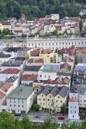 Passau - Stadtübersicht : Blick auf die Innenstadt. Aufgenommen in Passau am 10. Juni 2011