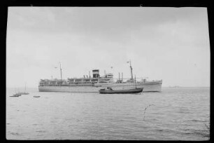 Dunera (1937), British India, London