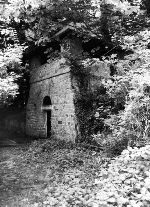 Wasserreservoir und Aussichtspavillon; Bensheim, Burgstraße 44