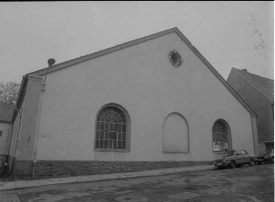 Marienberg, Erzgebirge, Postweg/Ecke Wolkensteiner Straße. Exerzier- und Reithalle der Kaserne Marienberg, 1809. Giebelansicht