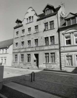 Bad Muskau, Wohnhaus : Bad Muskau. Wohnhaus (um 1905?), Schmelzstraße 4. Straßenansicht