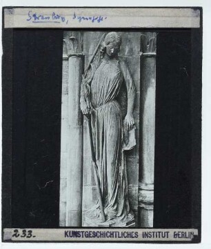 Straßburg, Münster,Ekklesiameister, Figur der Synagoge am Straßburger Münster : Synagoge