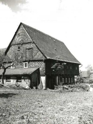 Waltersdorf, Umgebindehaus mit Schieferbeschlag und gedecktem Laubengang