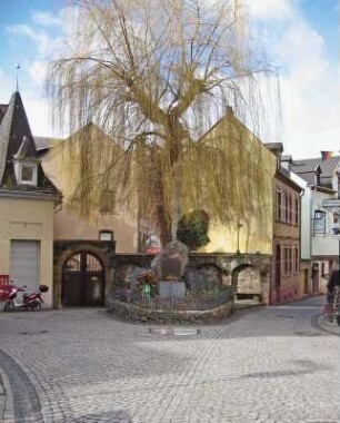 Gefallenenehrenmal; Rüdesheim, Dreikönig Platz