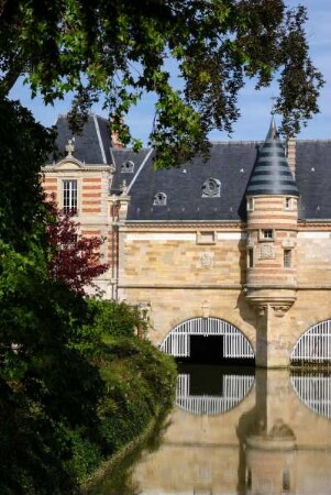 Frankreich. Champagne Ardenne. Marne. Chalons en Champagne. Chateau du Marche. Marktschloss. Stadttor