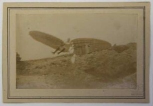 Fotografie Flugversuch Otto Lilienthals (f0812)