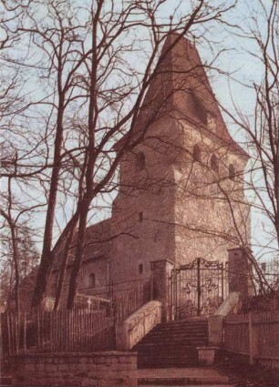 Leipzig-Thekla: Kirche Hohen Thekla ; Nordwestansicht ; Westturmanlage 12 Jh. ; 1962 wiederaufgebaut