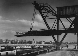 Archivfotografie "mannheim_haefen_rheinhafen_p167m"