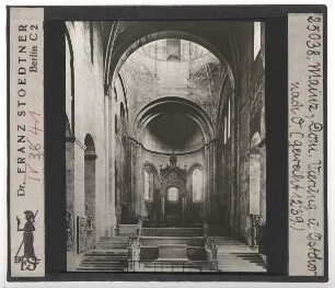 Mainz, Dom : Innenansicht, Blick nach O