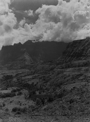 Abbruch des Simien-Gebirges : Randabbruch des Simien-Gebirges unweit der Ortschaft Debark