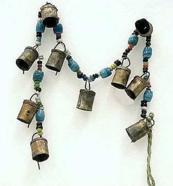 Bell chain