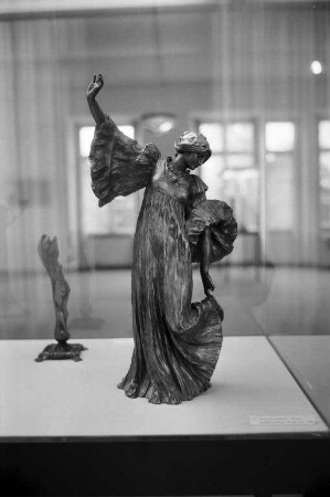 Sonderausstellung des Badischen Landesmuseums aus der Jugendstilsammlung des Kunsthistorikers Dr. Gerhard Woeckel