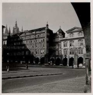 Das hunderttürmige Prag, Kleinseitner Ring, Paläste
