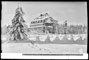 Zinnwald-Georgenfeld im Erzgebirge, Lugsteinhof mit Schnee