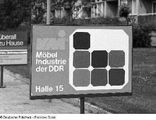 Werbetafel für die Leipziger Herbstmesse VMI Möbelindustrie der DDR - Halle 15
