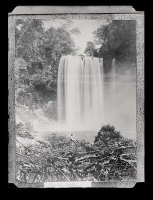 ["Mistolha, desiertos de estado de Chiapa". Wasserfall. Misol-Ha (Chiapas), 1898]
