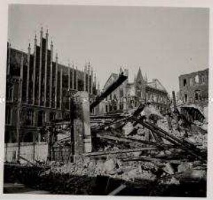 Hannover, Zerstörtes Rathaus und Umgebung