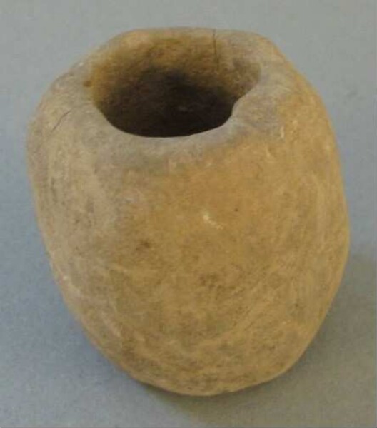 Clay vessel