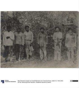 Gruppe von Guató-Männern vom Caracara-Fluss