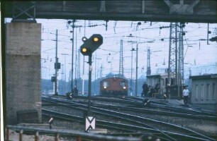 Untertürkheim Rbf Ablaufberg Kleinlok Baureihe 322 Vorsignalwiederholer Rangierer