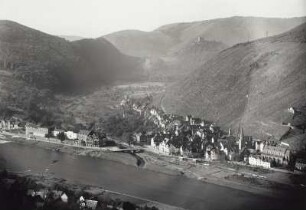 Alf, Ortsansicht : Alf. Ortsansicht. Blick über die Mosel