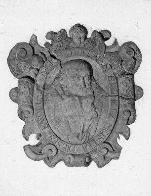 Halle (Saale), Stadtgottesacker, Torturm, Innenseite, Bildnis des Baumeisters Nickel Hoffmann; Original heute in Stiftung Moritzburg, am Standort Kopie; Nickel Hoffmann ?