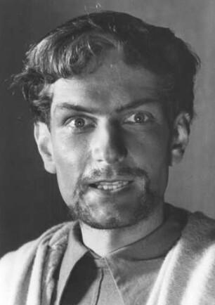 Hamburg. Deutsches Schauspielhaus. Uraufführung des Stückes "Sodom und Gomorrha" von Jean Giraudoux 1946. Hier der Schauspieler Horst Breitenfeld (1924-2010)