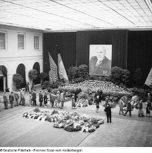 Otto Buchwitz Trauerfeierlichkeiten im Rathaus