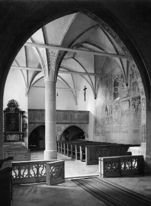 Kircheninneres, vielleicht bei Garmisch-Partenkirchen