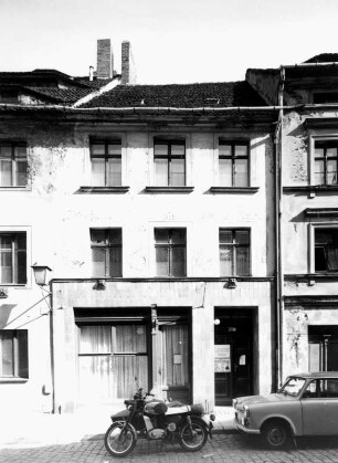 Görlitz-Altstadt, Nonnenstraße 5. Wohnhaus mit Laden (um 1850). Straßenansicht