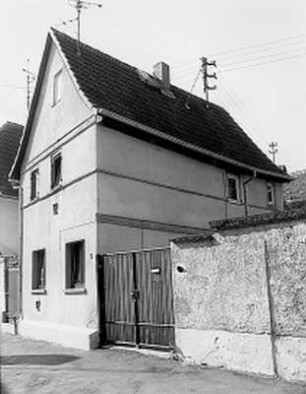 Flörsheim, Bachstraße 5