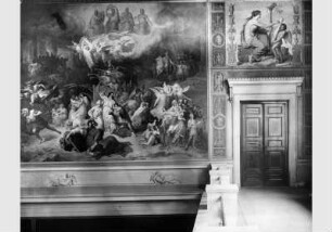 Blick auf die Wandbilder von Wilhelm von Kaulbach "Die Zerstörung Jerusalems" und "Die Geschichte" im Haupttreppenhaus des Neuen Museums
