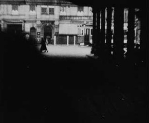 Eisenbahnunterführung (Szene aus einem Dokumentarfilm)