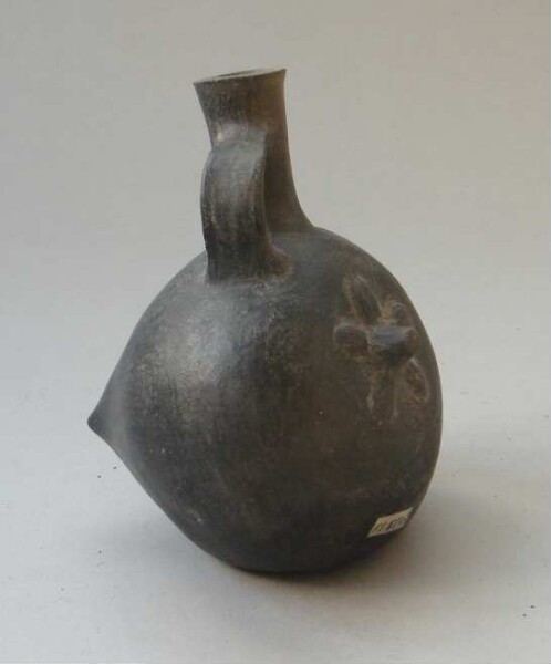 Clay vessel