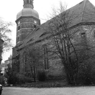 Bad Schandau. Marktplatz. St. Johannis-Kirche (1668/1671, 1705/1711 Wiederaufbau). Teilansicht von Südosten