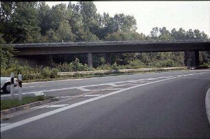 Einfahrt West zu Hauptfahrbahn West (Karlsruhe Richtung Basel)