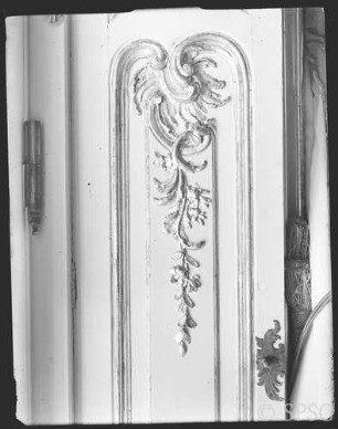 Potsdam, Neues Palais, Friedrich-Wohnung, Arbeitszimmer, R.: 210, Ornament der rechten Türlaibung an der Ostseite.