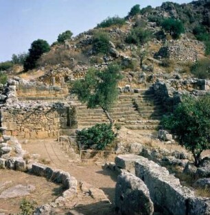 Agora und nördlicher Stadthügel (Ruine), Lato