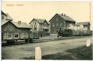 Mohorn. Bahnhof mit Güterzug