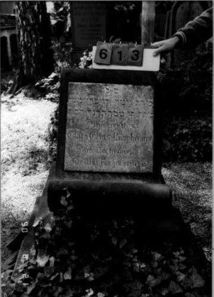 Grabstein 613